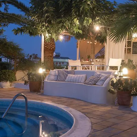 Otel Ippocampi - Adults Only 2*