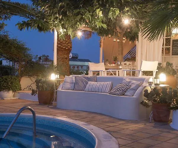 فندق Ippocampi - Adults Only 2*